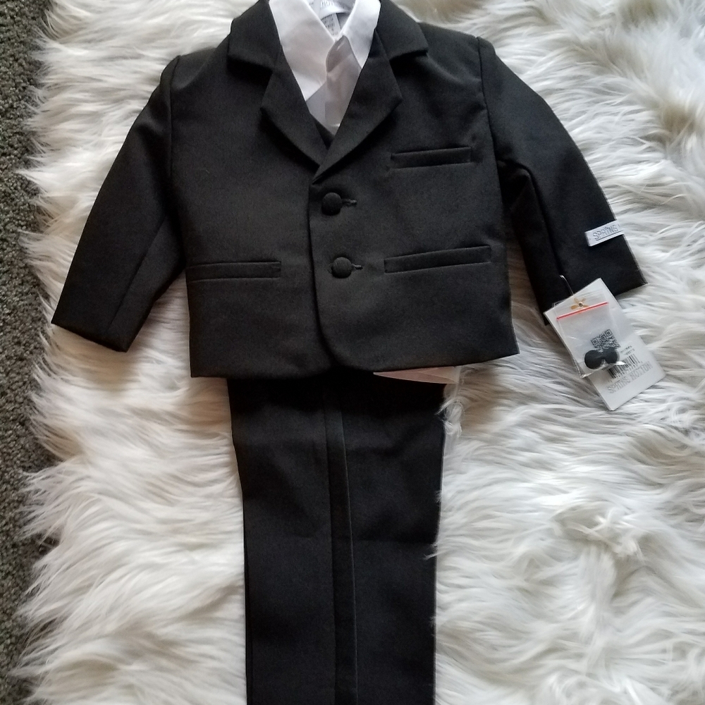 Spring notation boys tuxedo no tie - Picture 2 of 8